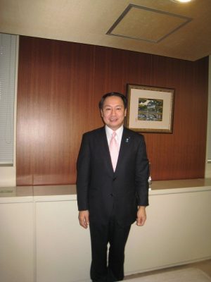 山田宏区長