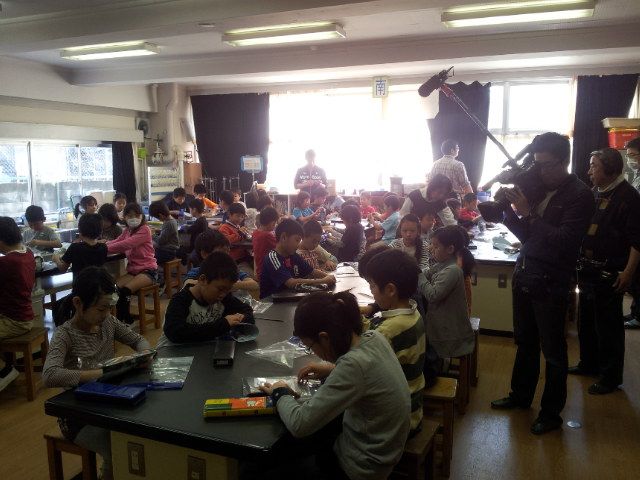0321 東京都杉並区立井荻小学校で磁石の授業