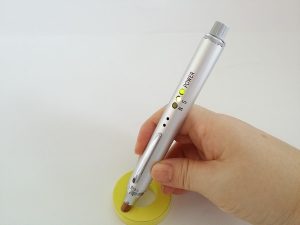 ペン先をあてるだけで判別可能