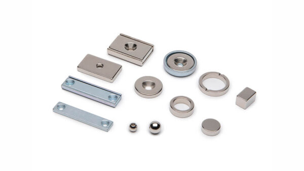 強力ネオジム磁石をより強くするのが磁石屋のお仕事です